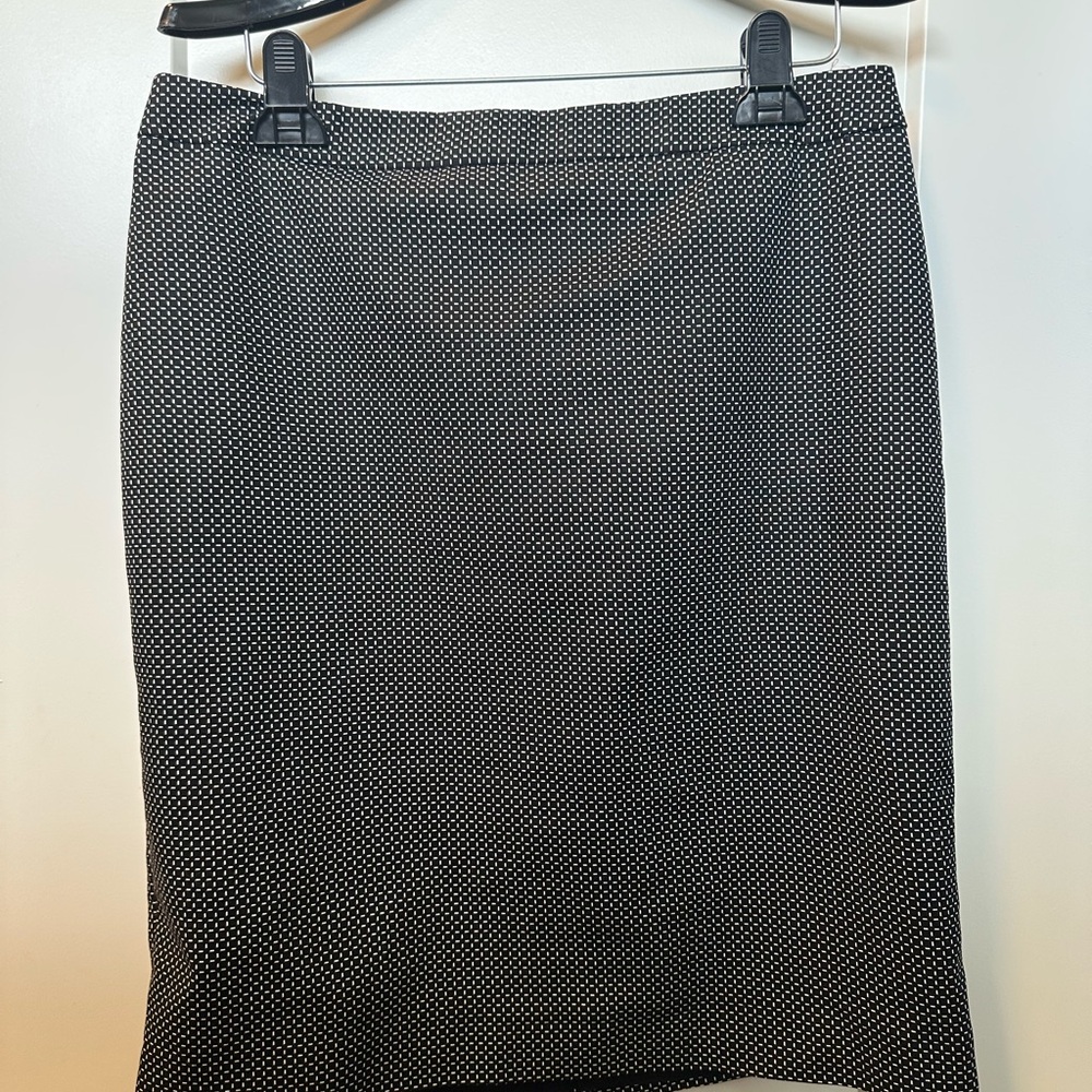 Liz Claiborne Gray Pencil Midi Skirt for Work